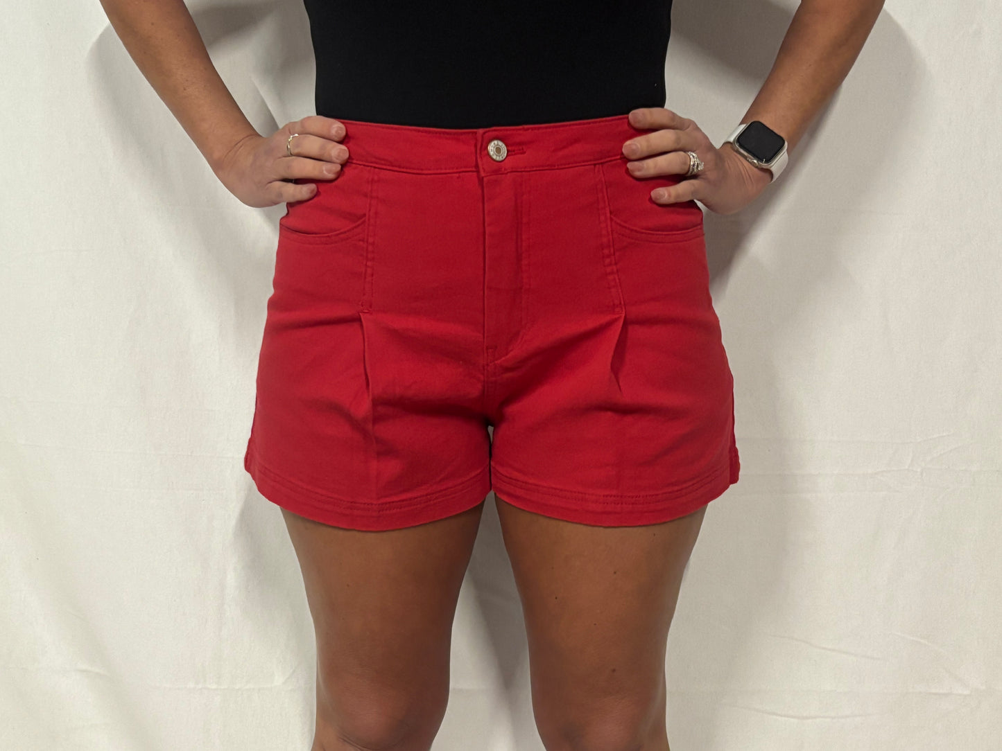 Red Pleat Short