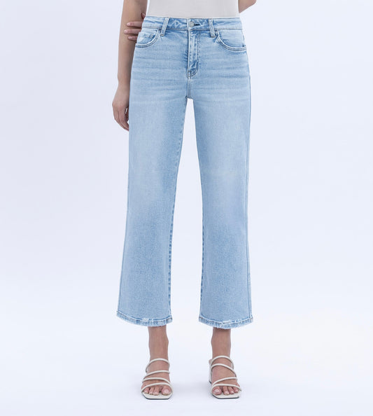 Aileeah HR Slim Crop